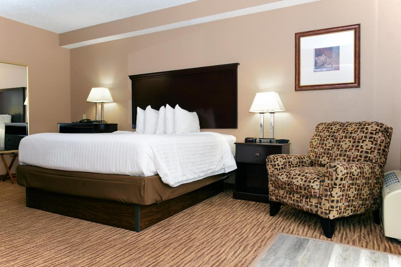 Cobblestone Inn & Suites - Denison | Majestic Hills المظهر الخارجي الصورة