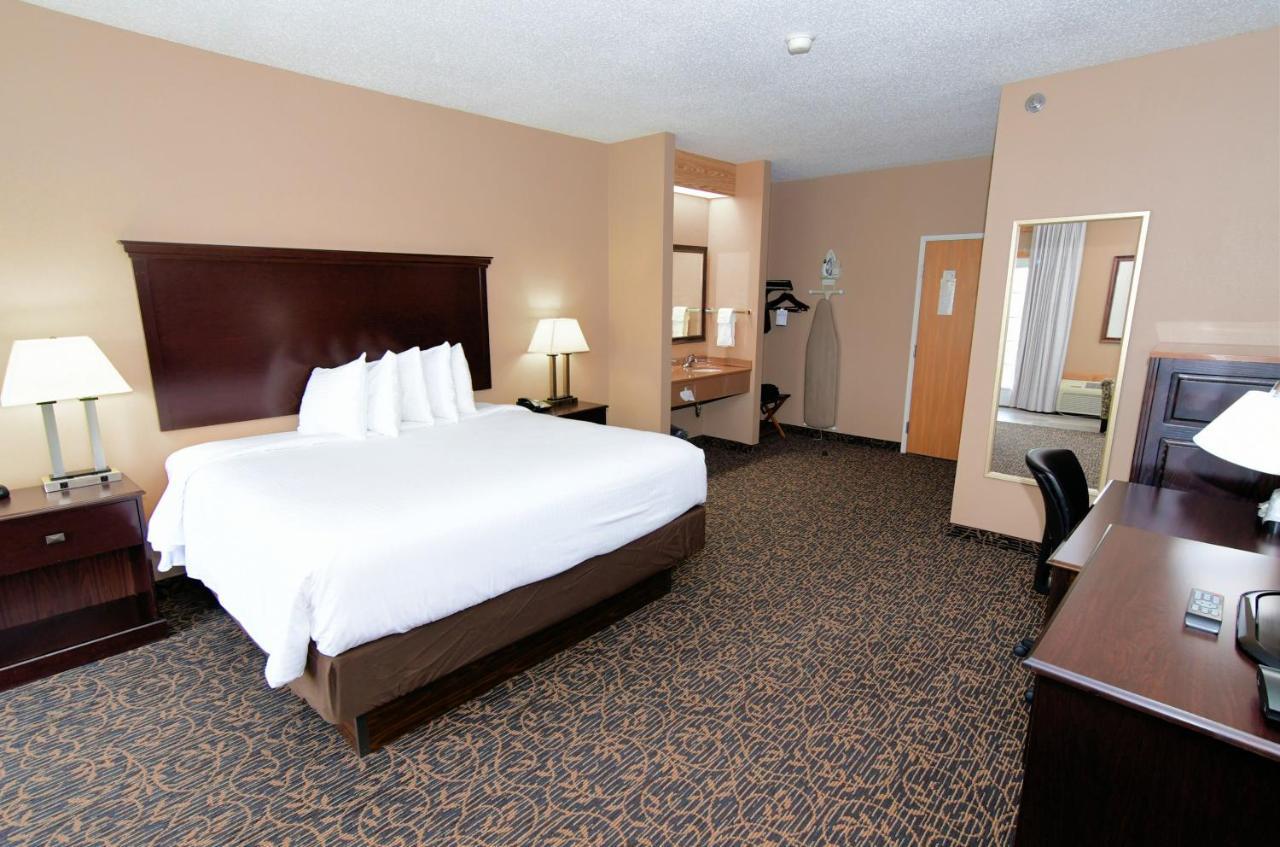 Cobblestone Inn & Suites - Denison | Majestic Hills المظهر الخارجي الصورة