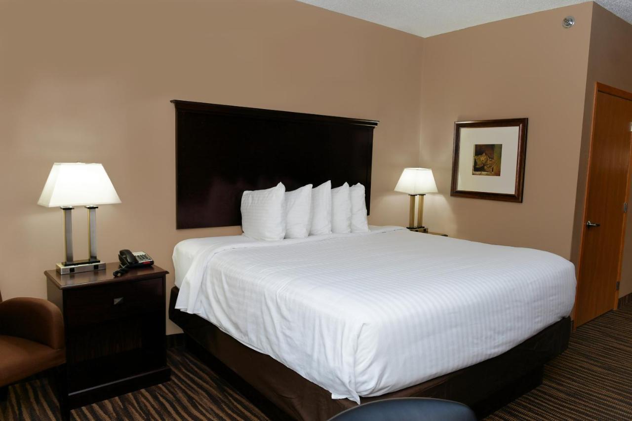 Cobblestone Inn & Suites - Denison | Majestic Hills المظهر الخارجي الصورة