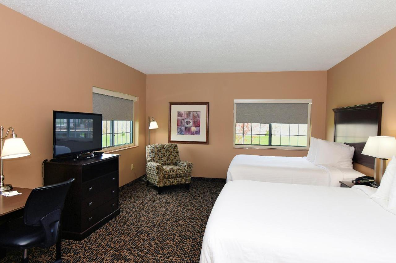 Cobblestone Inn & Suites - Denison | Majestic Hills المظهر الخارجي الصورة