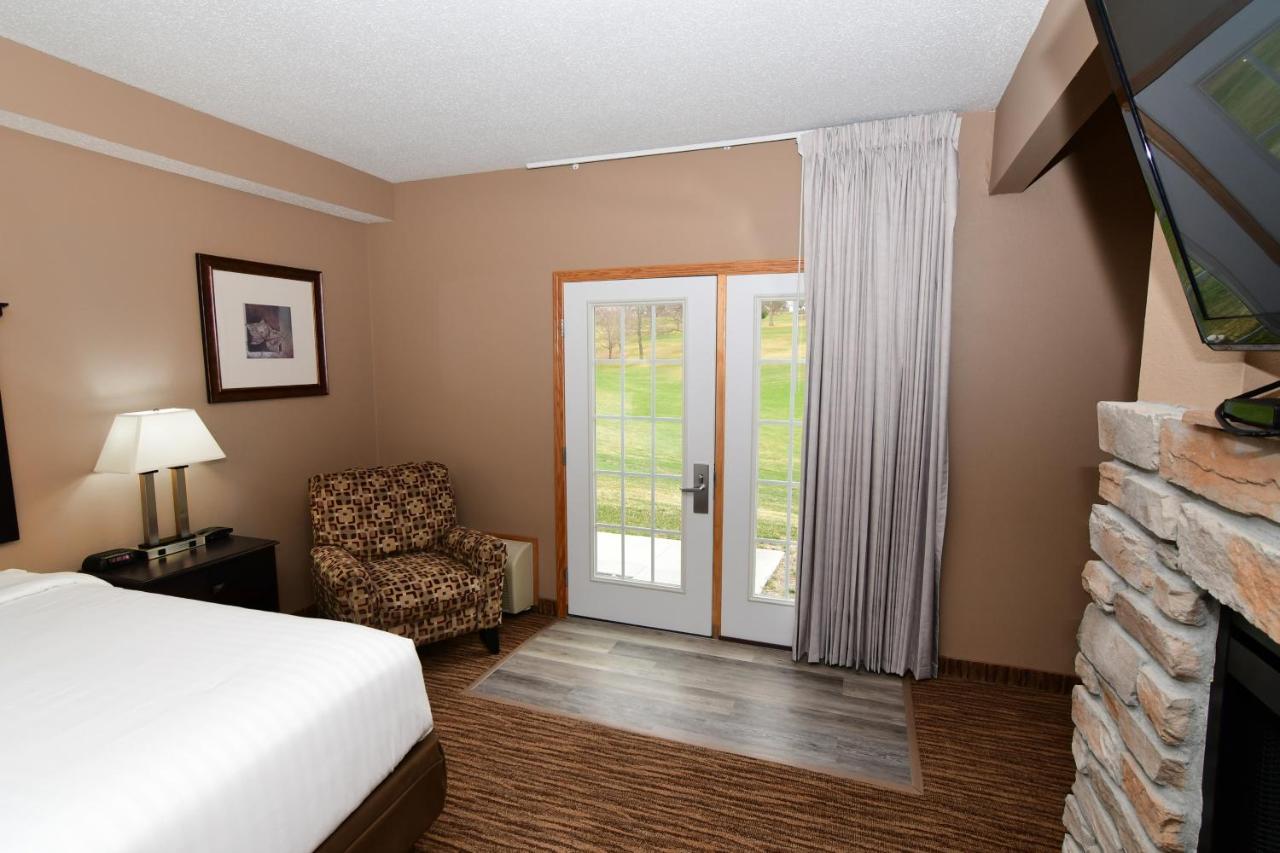 Cobblestone Inn & Suites - Denison | Majestic Hills المظهر الخارجي الصورة